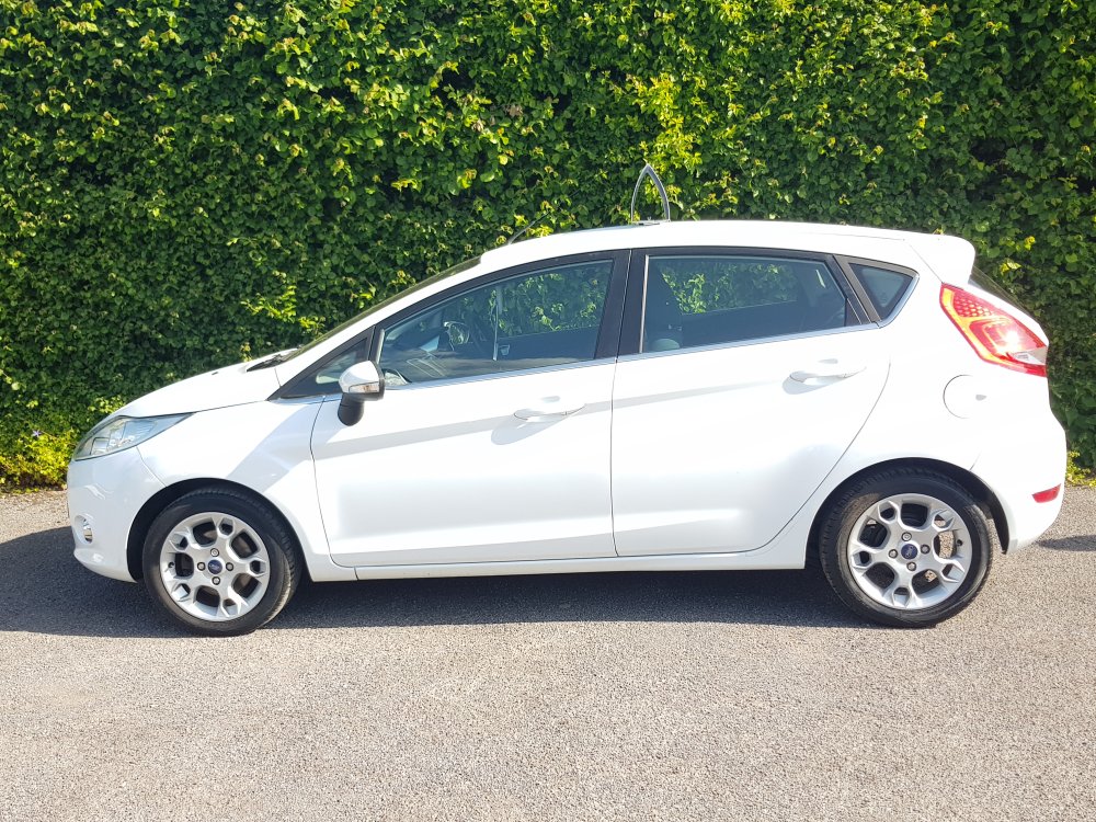 Ford FIESTA ZETEC 1.25 5 DOOR