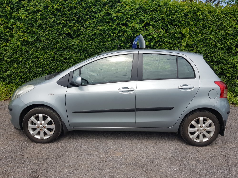 Toyota YARIS ZINC 1.3 5 DOOR