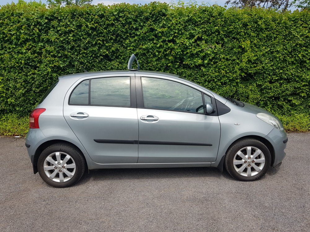 Toyota YARIS ZINC 1.3 5 DOOR