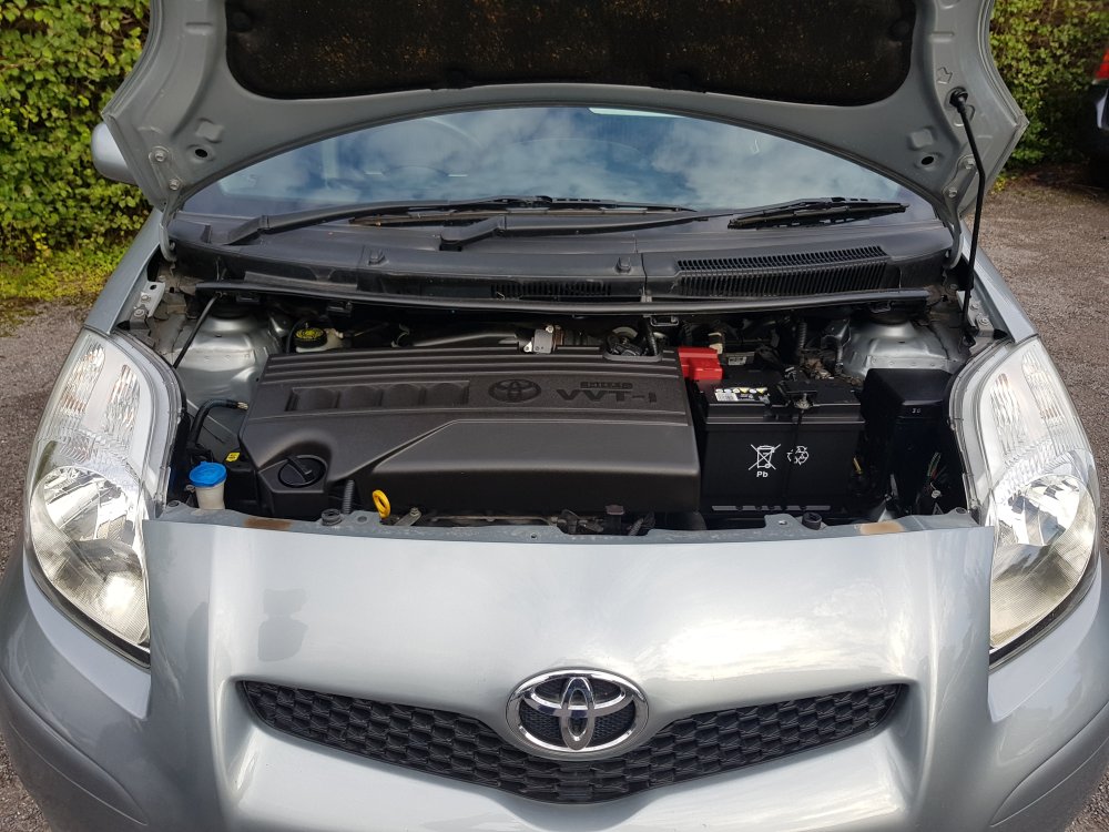 Toyota YARIS TR 1.3 5 DOOR