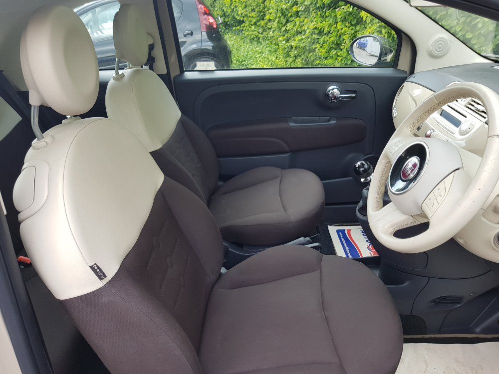 Fiat 500 LOUNGE 1.2  3 DOOR