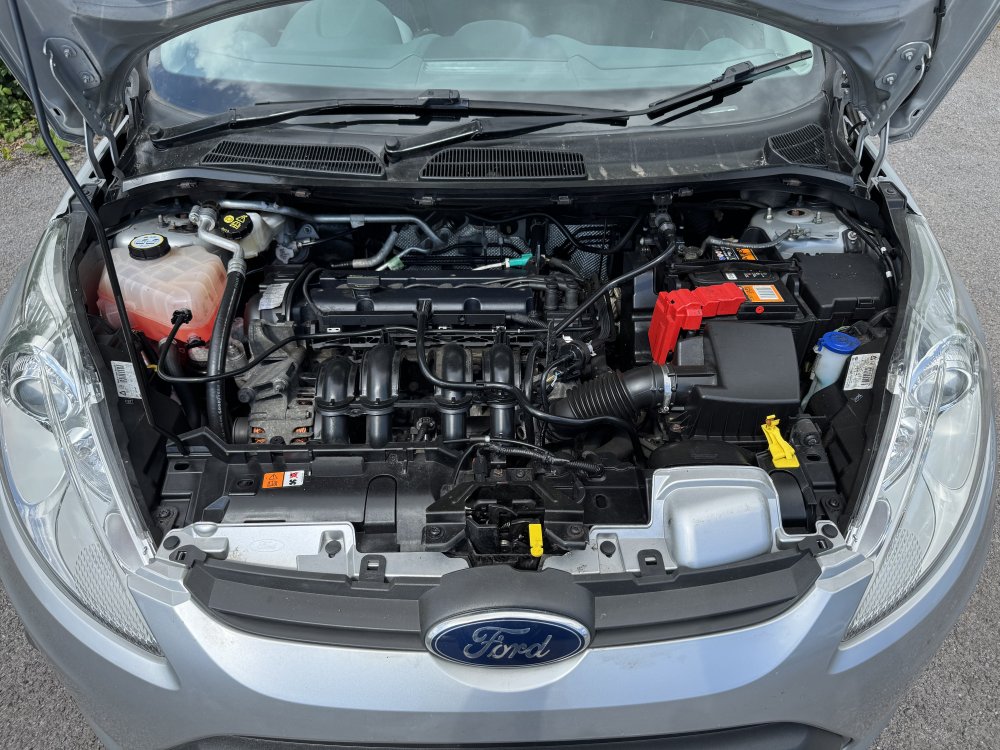 Ford FIESTA ZETEC 1.25  5 DOOR