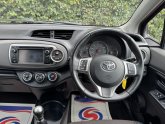 Toyota YARIS SR 1.3  5 DOOR