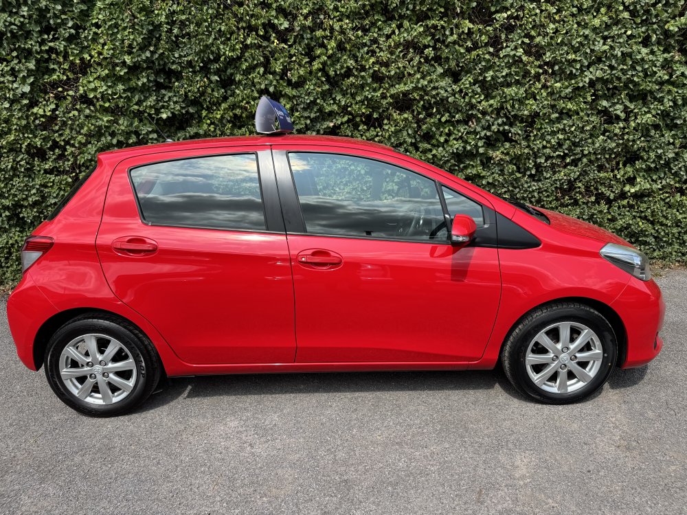 Toyota YARIS TR 1.3 5 DOOR