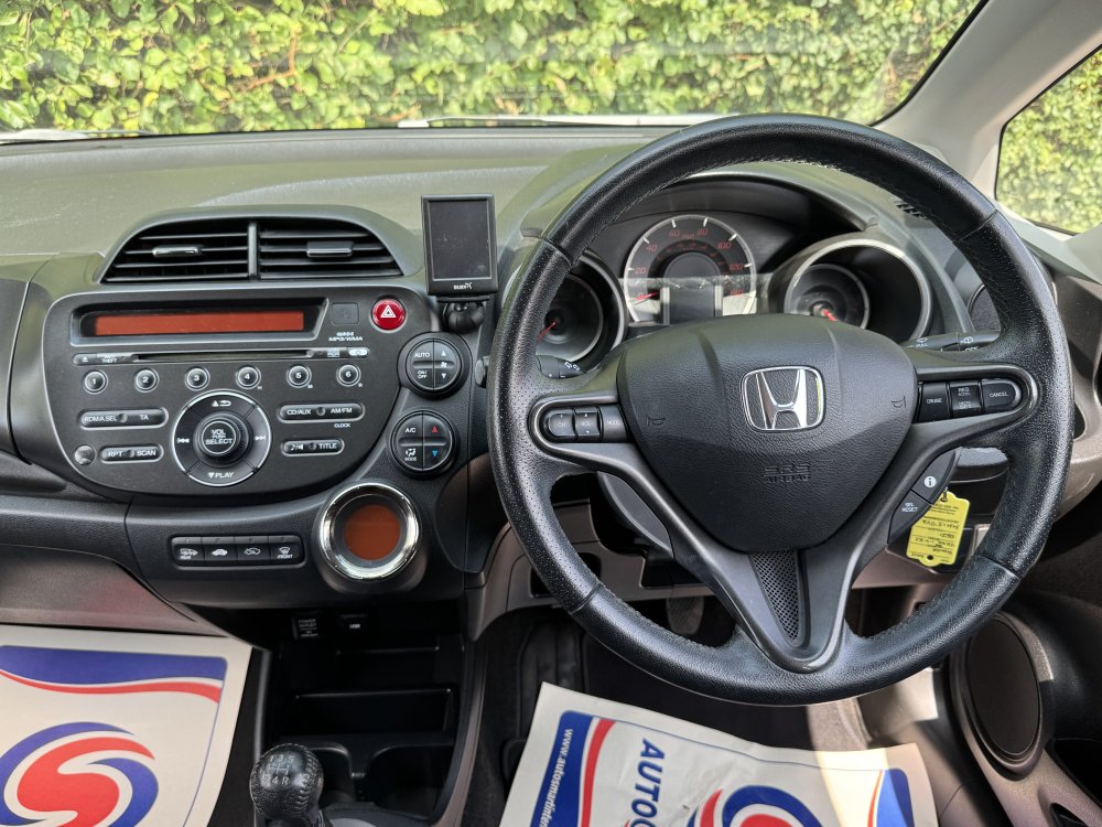 Honda JAZZ ES  PLUS 1.4  5 DOOR
