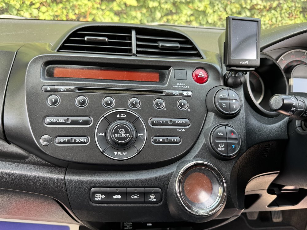 Honda JAZZ ES  PLUS 1.4  5 DOOR