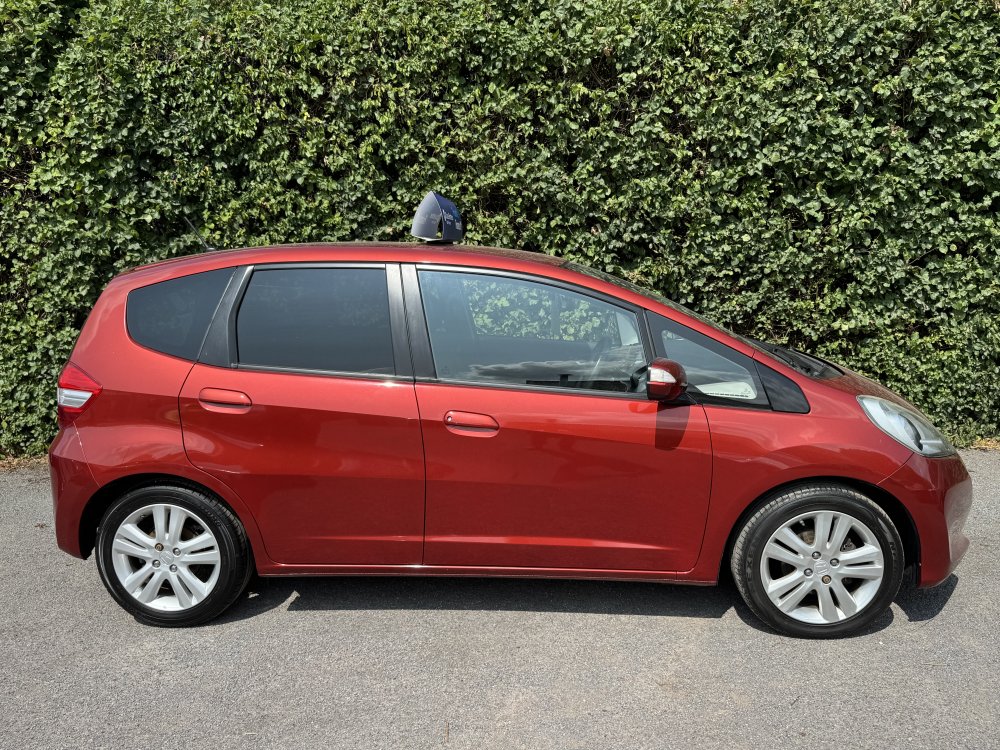 Honda JAZZ ES  PLUS 1.4  5 DOOR