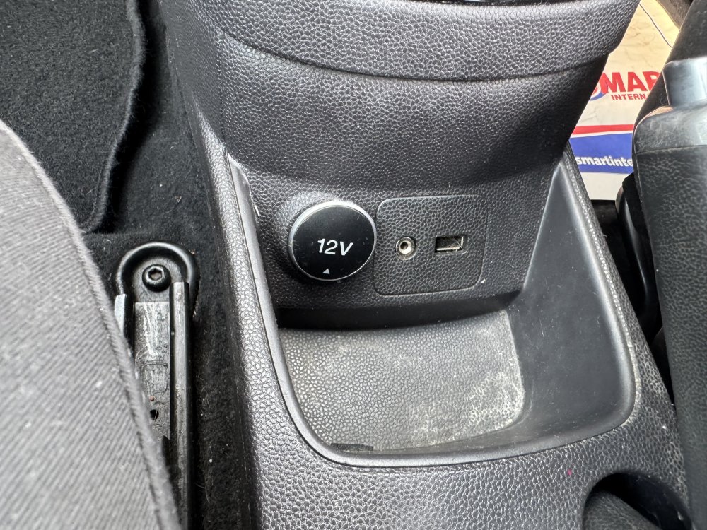 Ford FIESTA ZETEC 1.6 AUTO 5 DOOR