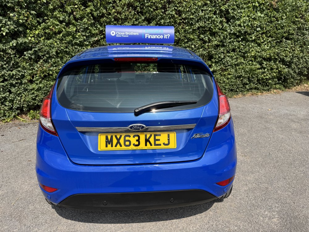 Ford FIESTA ZETEC 1.6 AUTO 5 DOOR