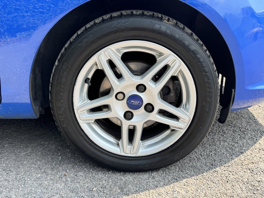 Ford FIESTA ZETEC 1.6 AUTO 5 DOOR