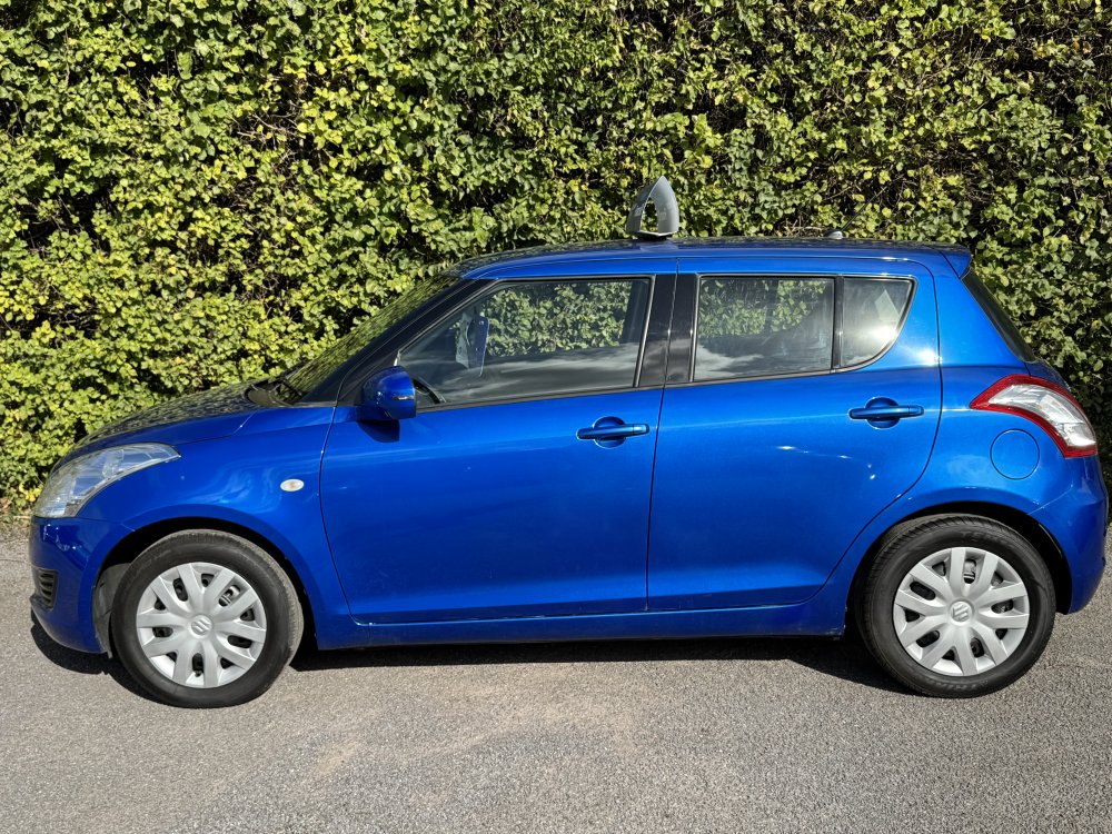Suzuki SWIFT SZ2 1.2 5 DOOR