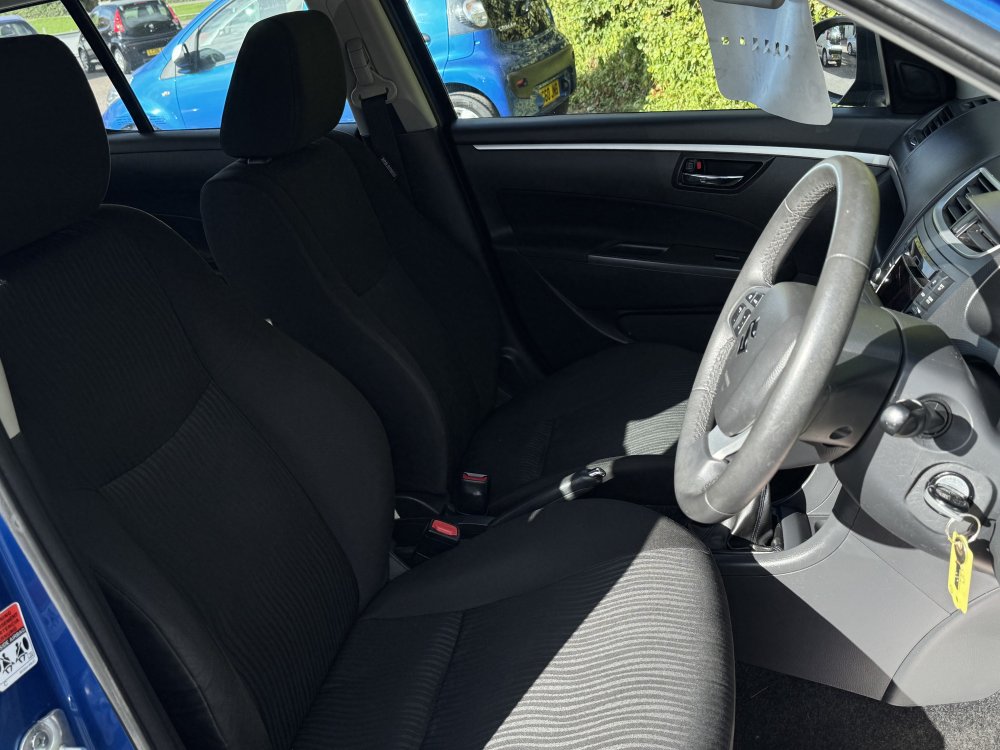 Suzuki SWIFT SZ2 1.2 5 DOOR