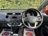 Kia RIO 2   1.2  5 DOOR