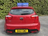 Kia RIO 2   1.2  5 DOOR