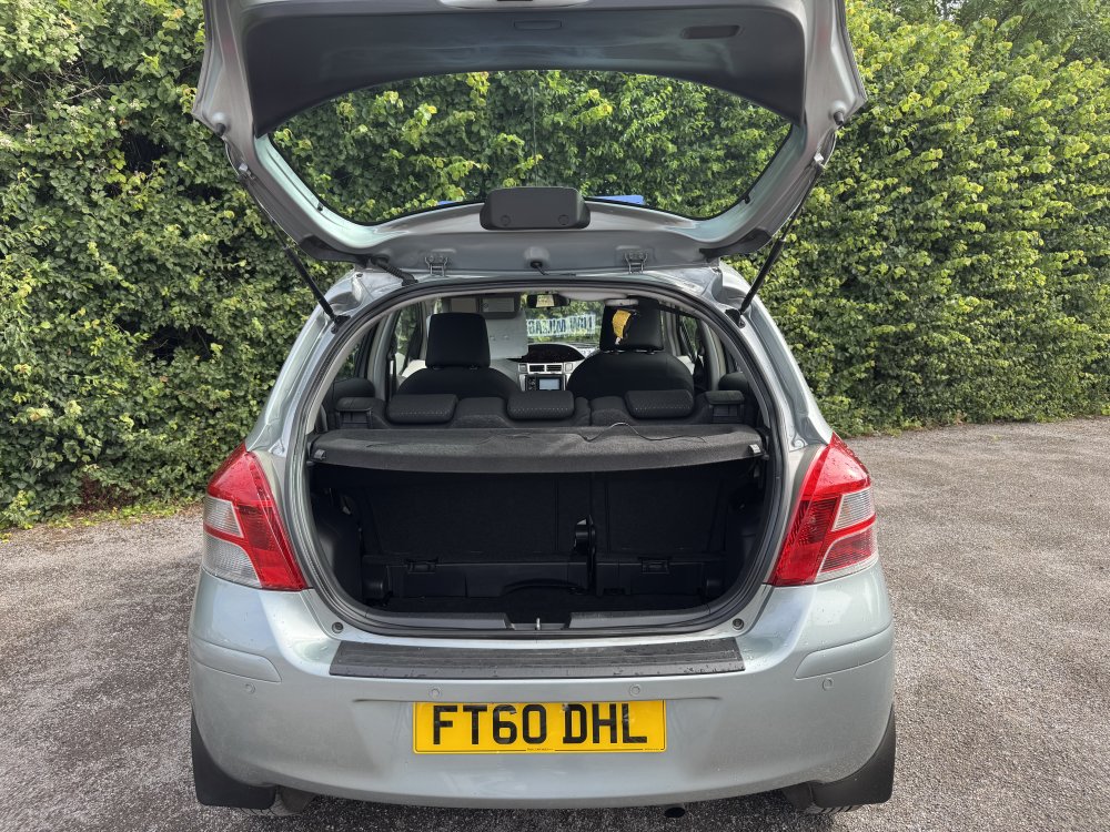 Toyota YARIS T-SPIRIT 1.3 5 DOOR