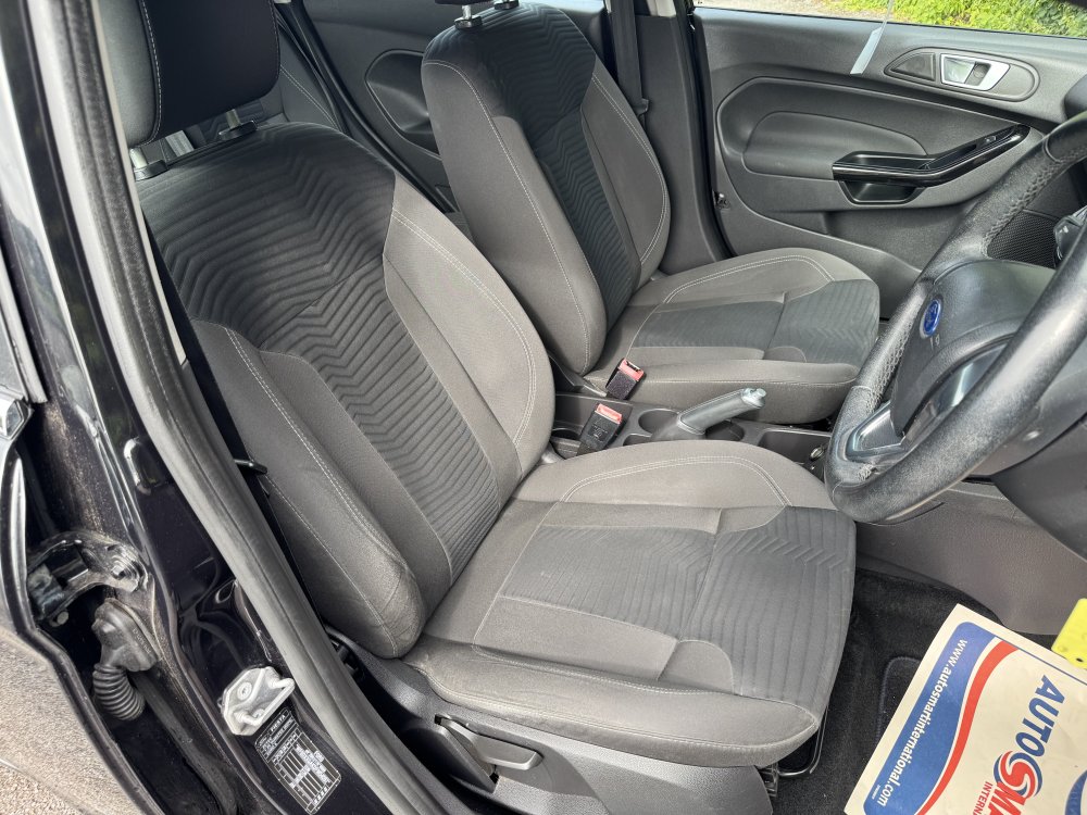Ford FIESTA ZETEC 1.25 5 DOOR