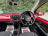 Volkswagen HIGH UP 1.0 BLUEMOTION 5DR