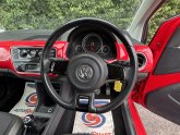 Volkswagen HIGH UP 1.0 BLUEMOTION 5DR
