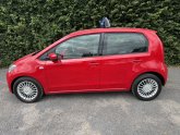 Volkswagen HIGH UP 1.0 BLUEMOTION 5DR