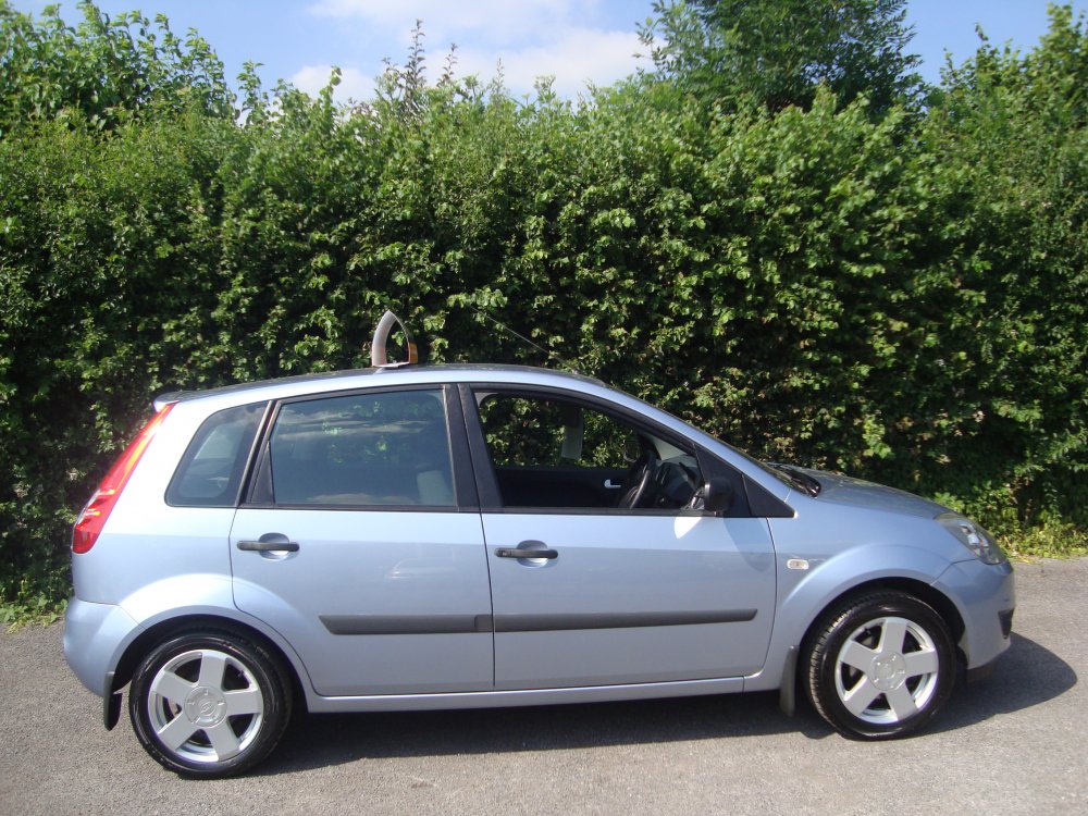 Ford FIESTA ZETEC 1.25  5 DOOR