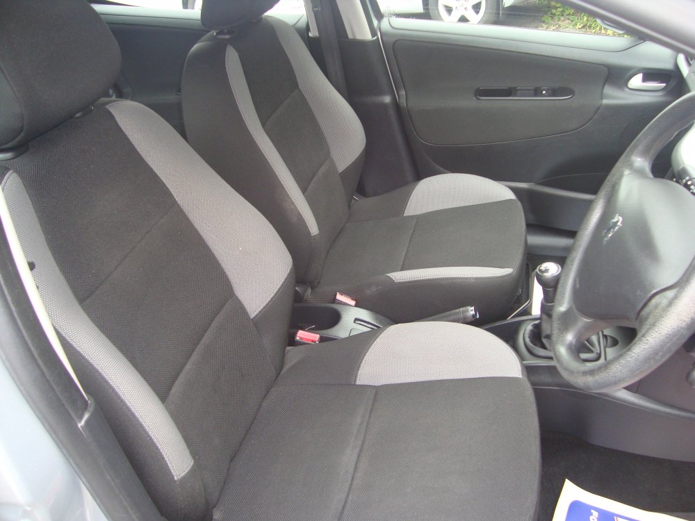 Peugeot 207 SW 1.4 S ESTATE