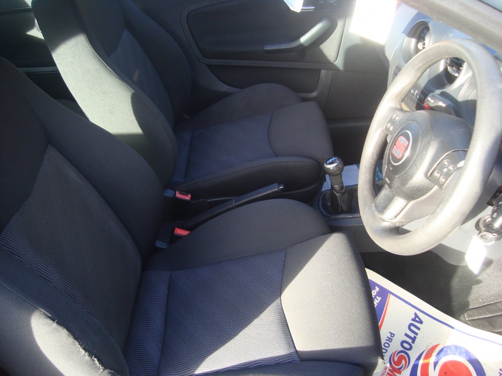 Seat IBIZA 1.4 SPORT 16V 3 DOOR