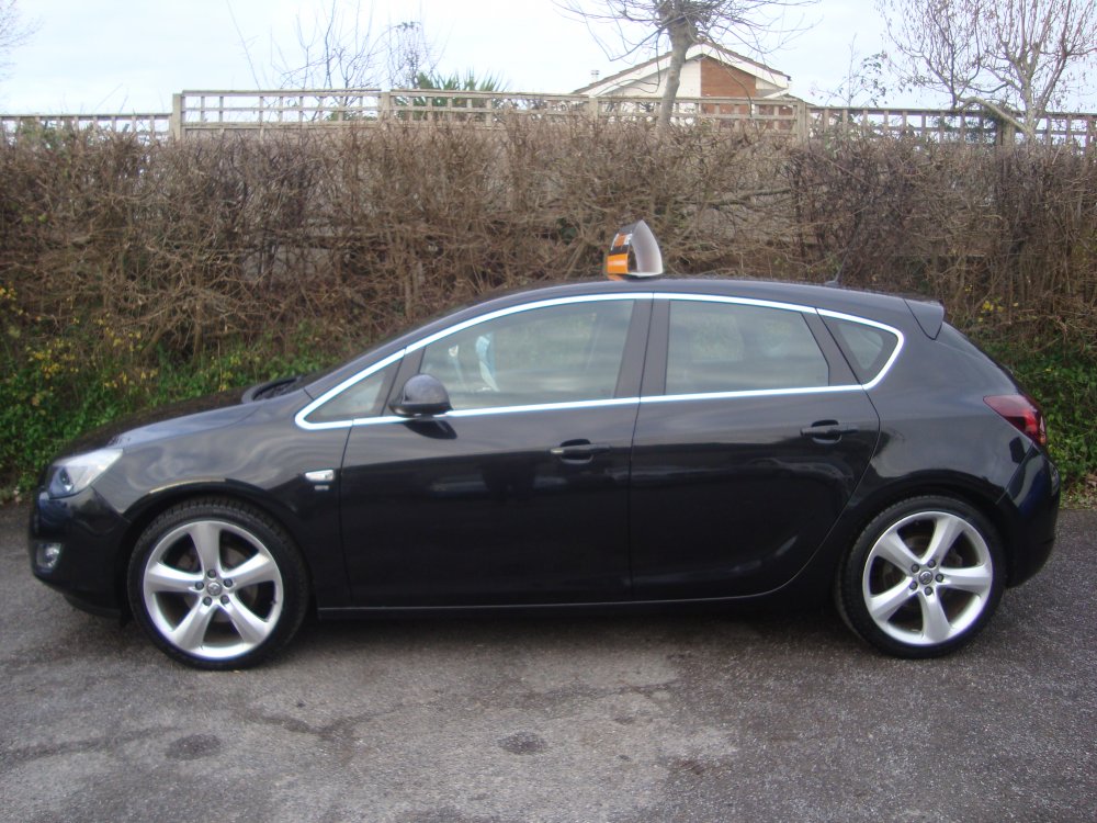 Vauxhall ASTRA SRI 2.0 CDTI 5 DOOR